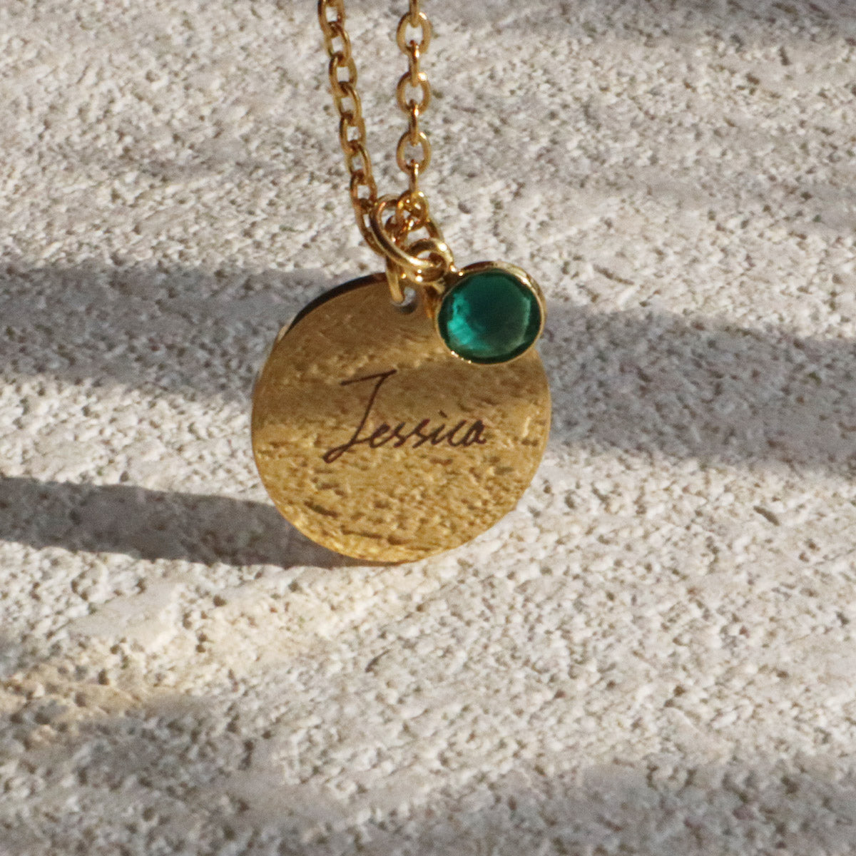 Personalized Handwriting Name Necklace – Round Pendant