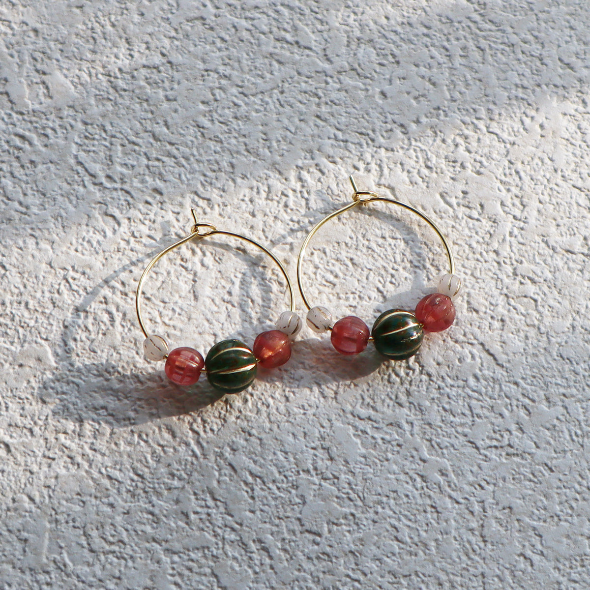 Beaded Hoop Earrings – Green Bead with Pink and White Beads