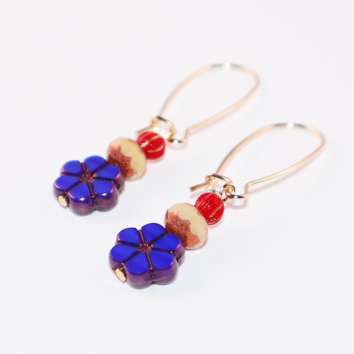 Blue Flower Beaded Earrings – Champagne and Red Beads