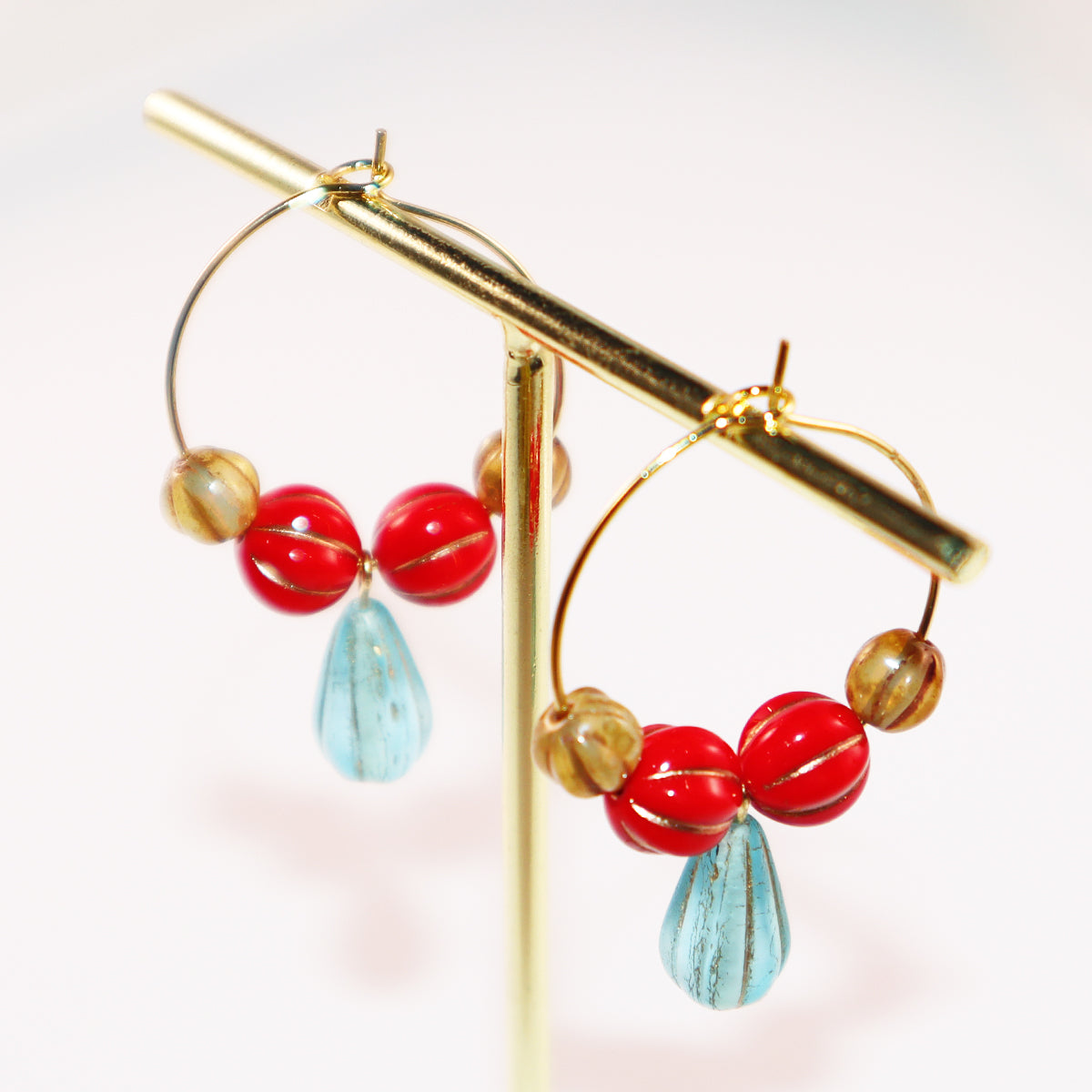 Blue Pendant Bead Hoop Earrings – Red and Brown Beads