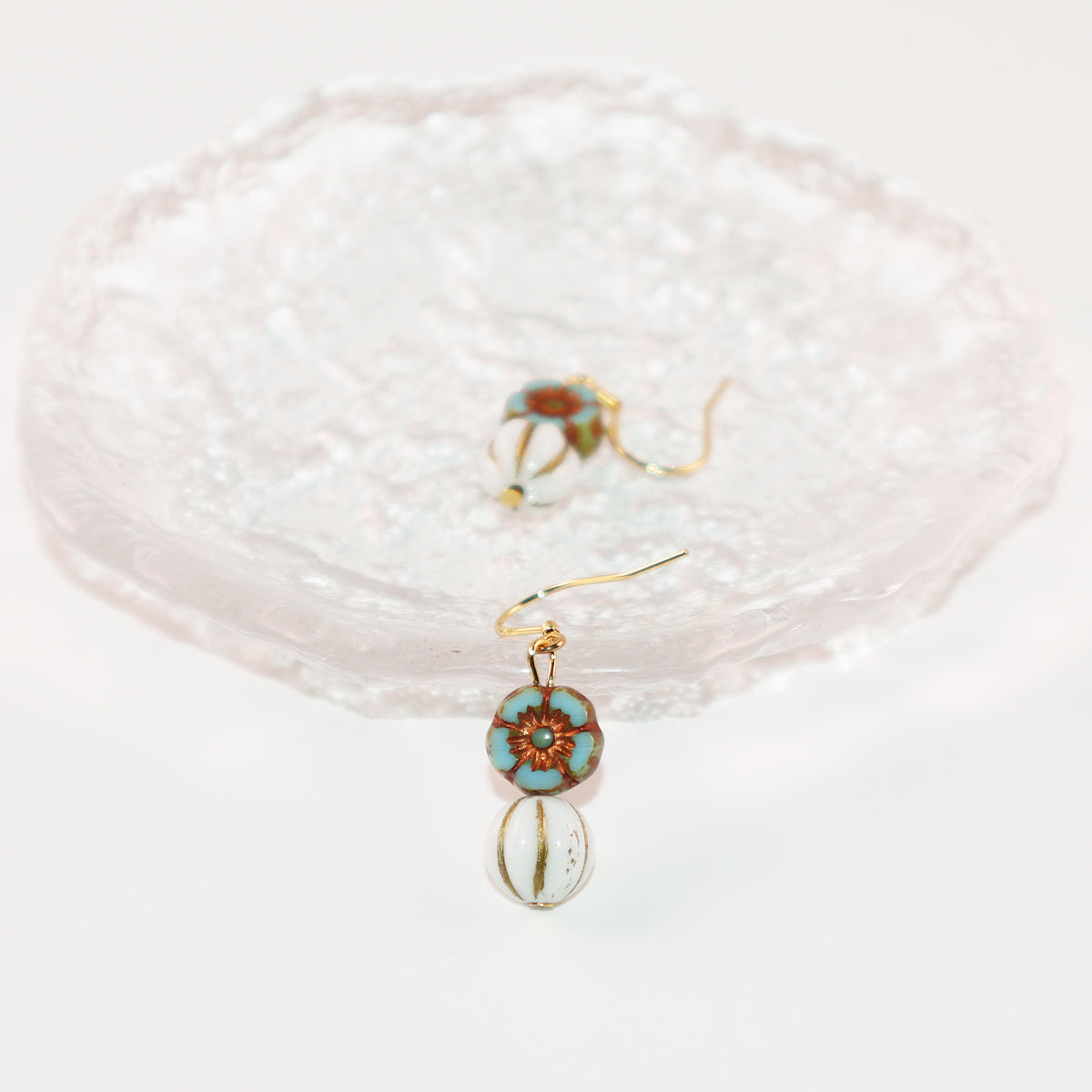 Floral Bead Earrings – Retro Flower and White Beads