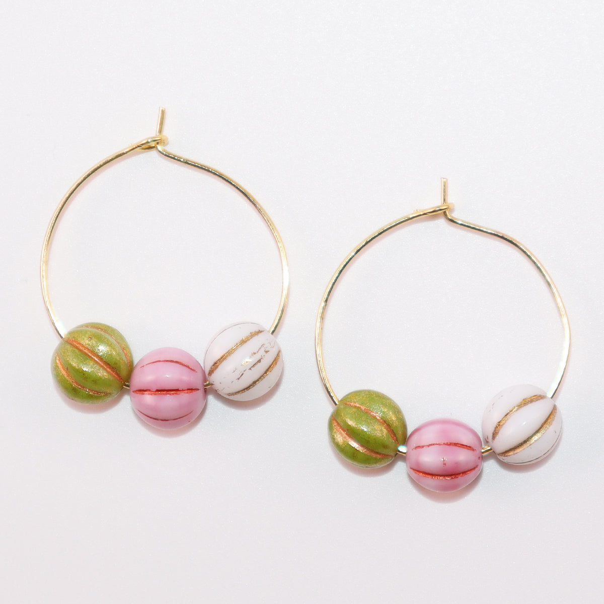 Trio Color Bead Hoop Earrings – Green, Pink, and White Beads