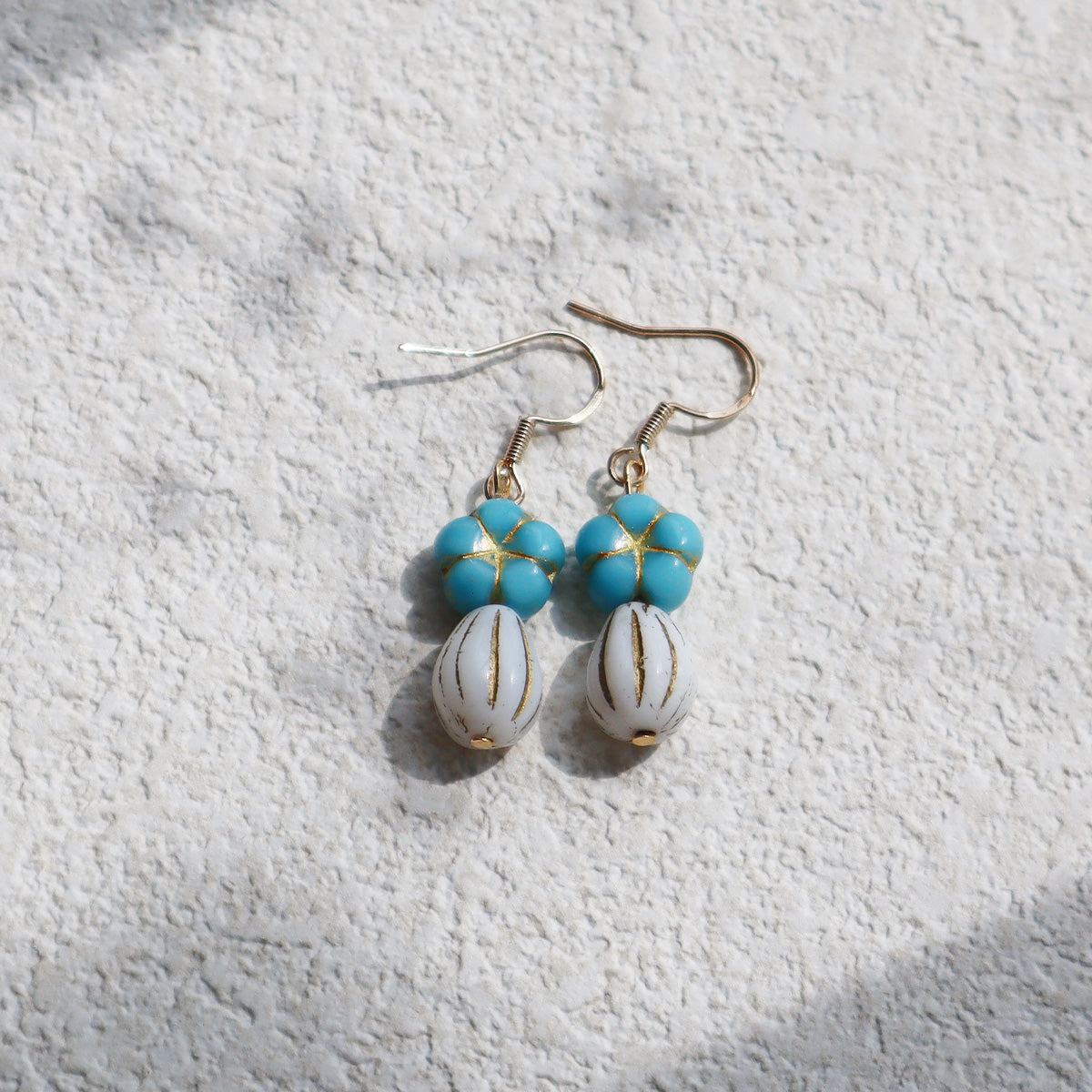 Blue Beaded Flower Earrings – Blue and White  Beads