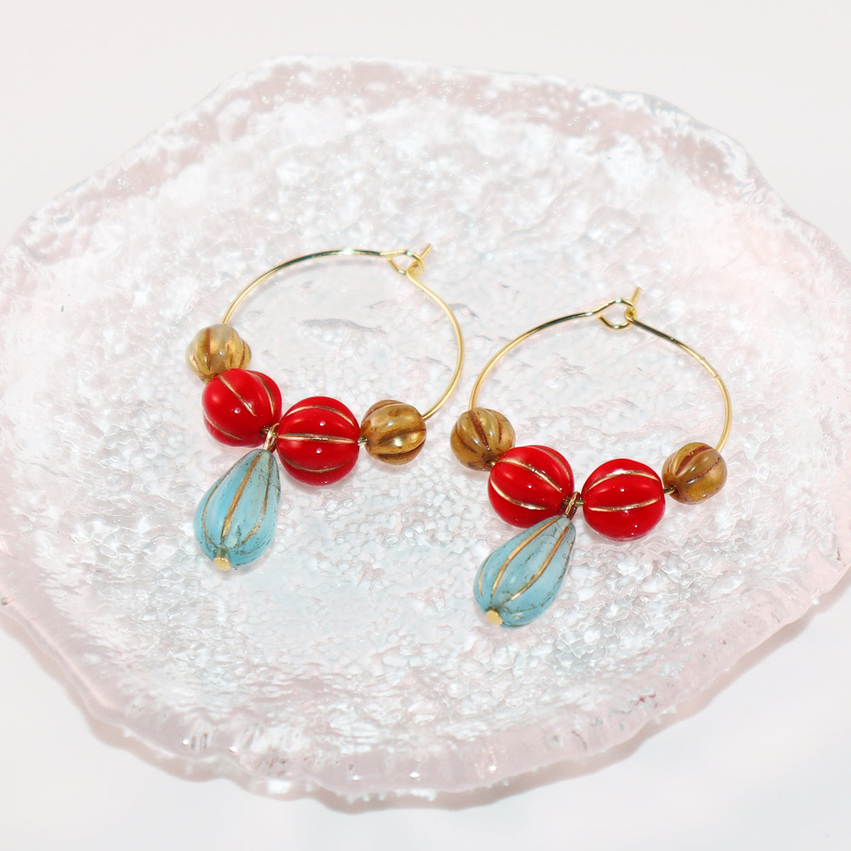 Blue Pendant Bead Hoop Earrings – Red and Brown Beads