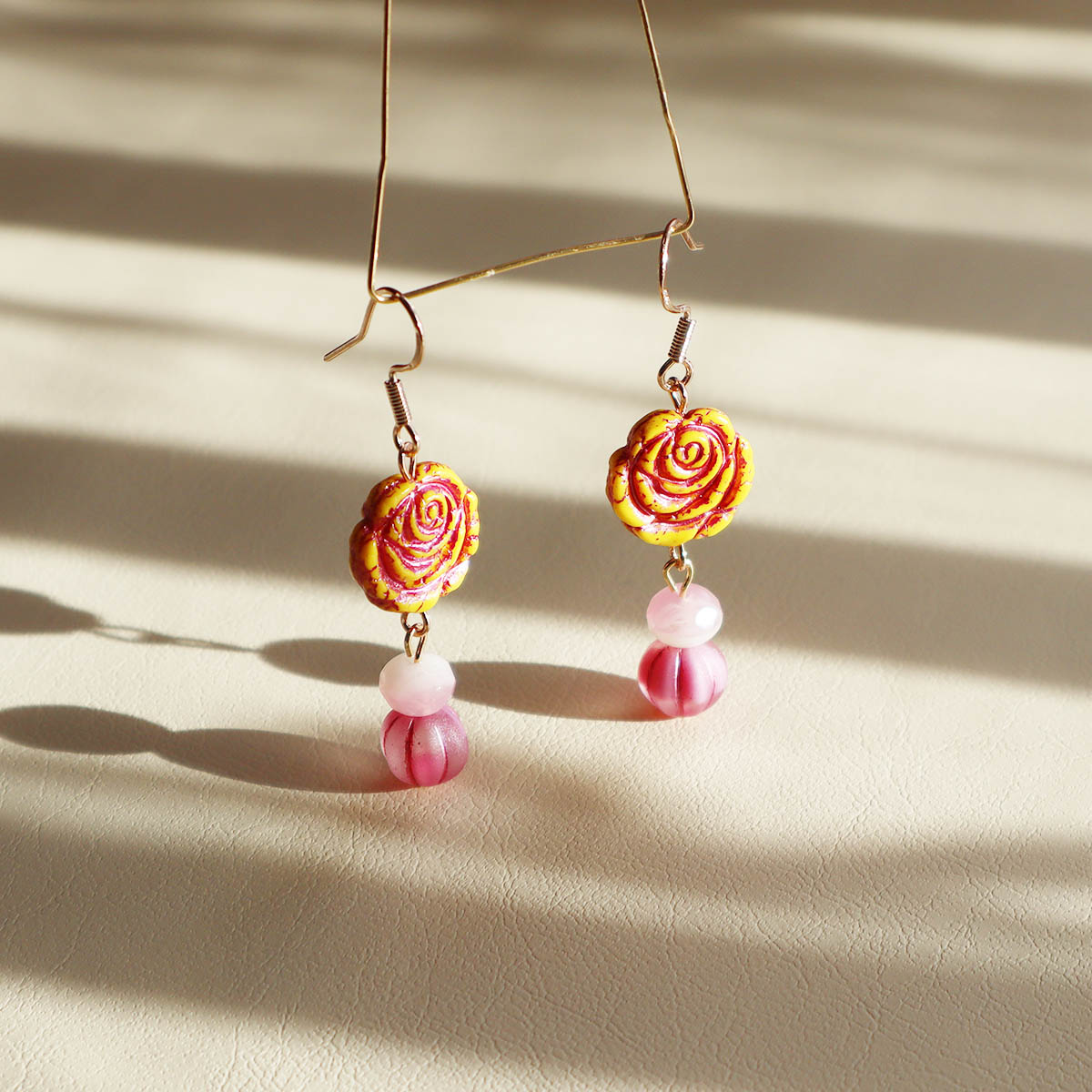 Yellow Rose Glass Bead Earrings – Yellow and Pink Beads